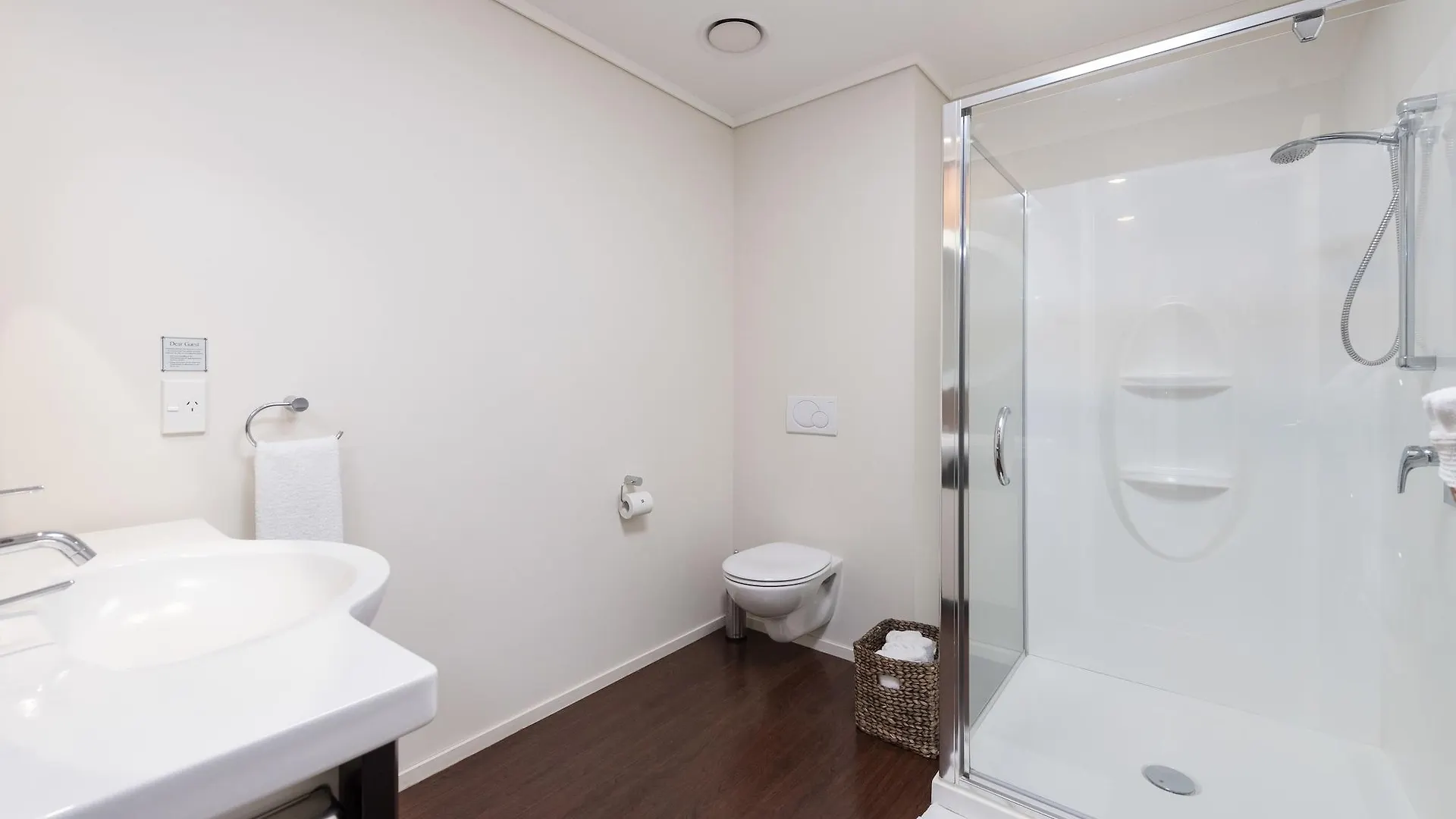 טאורנגה Hotel On Devonport 4*,  ניו זילנד